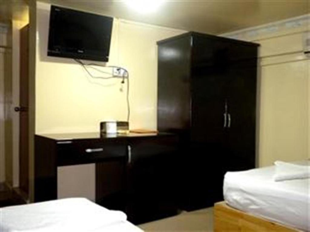 Golden Boat Guesthouse 프놈펜 객실 사진